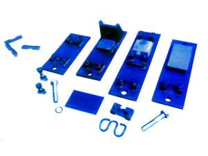 各種高錳鋼AT尖軌用高臺板滑床板、護(hù)軌墊板、彈條、扣件、螺栓等配件